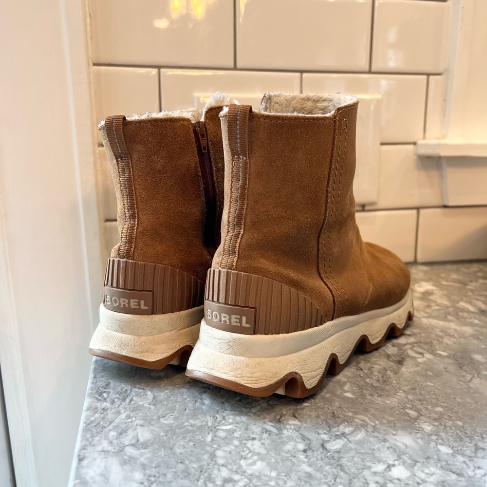 Sorel Platform Wavy Winter Boots